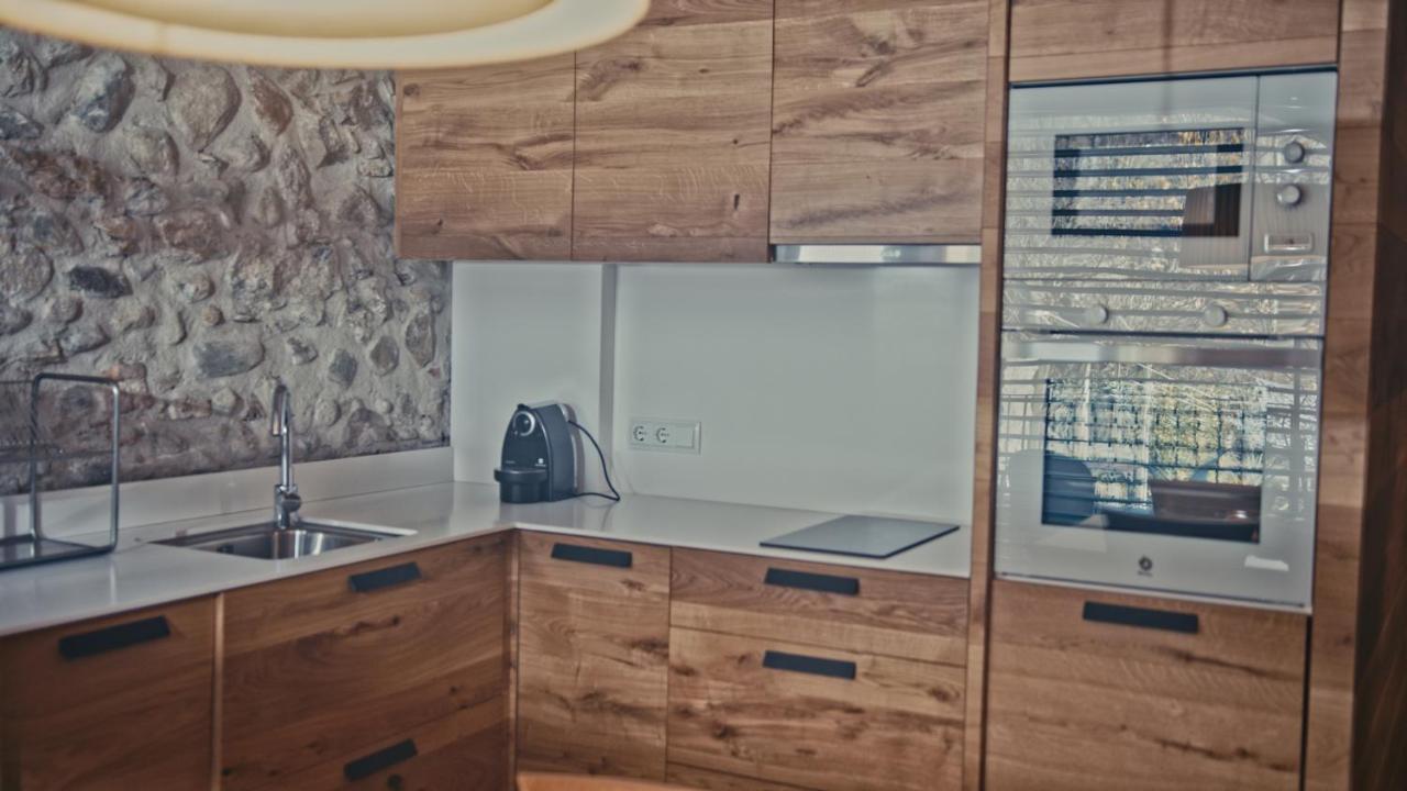 Two-Bedroom Apartment No Pet Friendly Annex